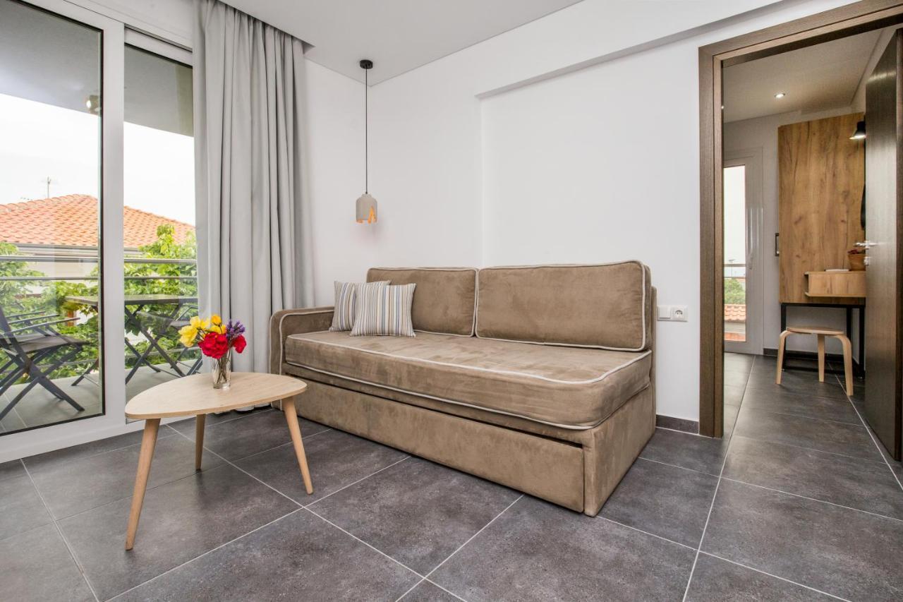 Linden Apartments Потос Екстер'єр фото