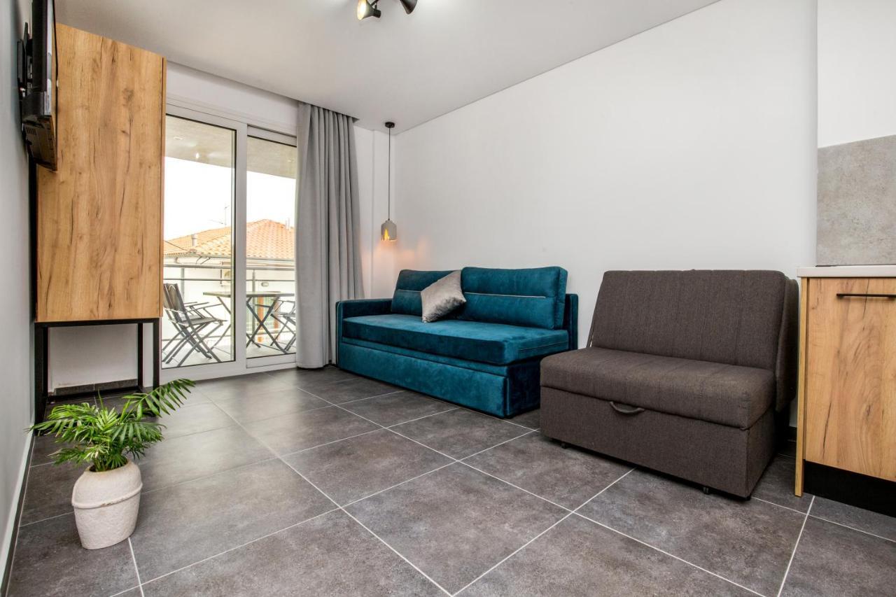 Linden Apartments Потос Екстер'єр фото