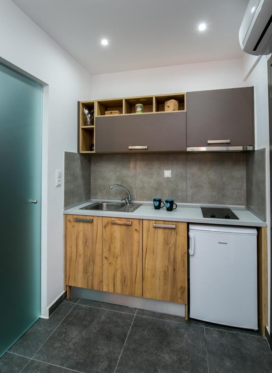 Linden Apartments Потос Екстер'єр фото